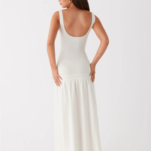 NWT Peppermayo White Sleeveless Knit Drop Waist Maxi Dress Scoop Back Size 4 - Picture 3 of 5